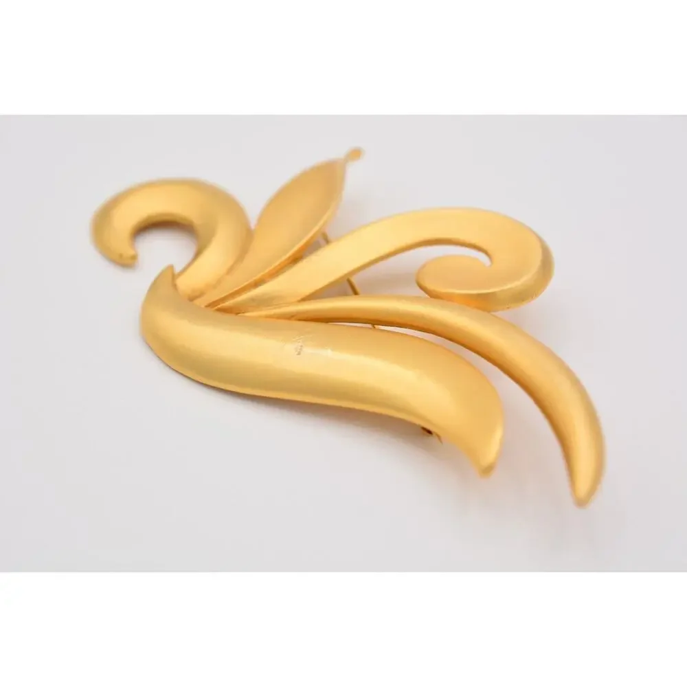 Vintage JJ Large Flower Pin Brooch Brushed Gold Chunky Heavy Signed 80s Jewelry